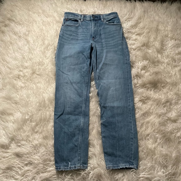 Abercrombie & Fitch Denim - Abercrombie‎ The Mom High Rise Jeans
